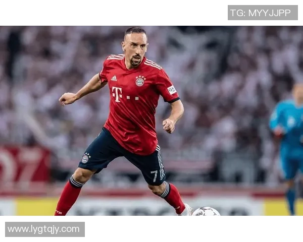 现代足球球星实力与影响力综合排名深度解析与全景观察 现代足球球星实力与影响力综合排名深度解析与全景观察